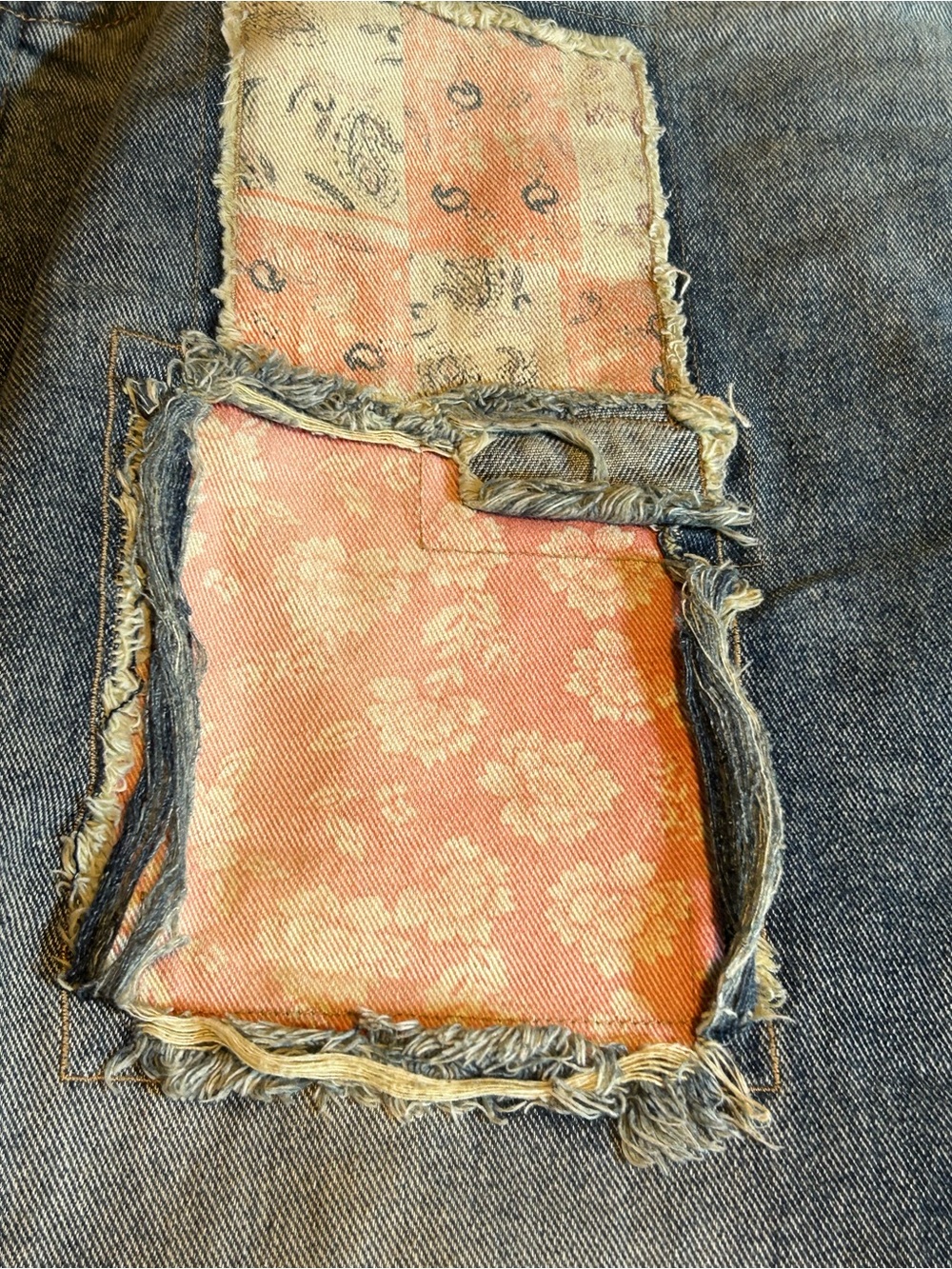 Embroidered 'PEACE' Wide Leg Denim Jeans with Pink Patchwork - Picture 3 of 7